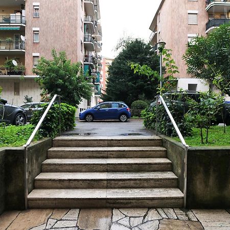 Primopiano - Fabriano Lejlighed Milano Eksteriør billede